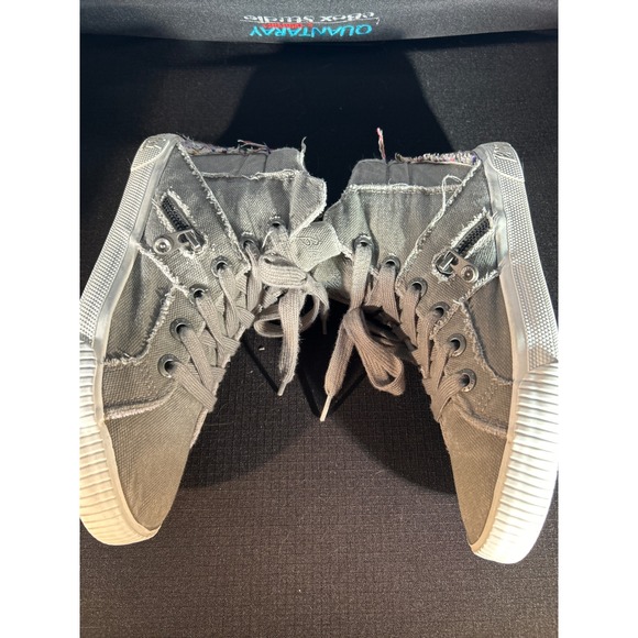 Blowfish Malibu Shoes - Blowfish Malibu‎ Gray Canvas High Top Sneakers Zipper Detail Casual Shoes